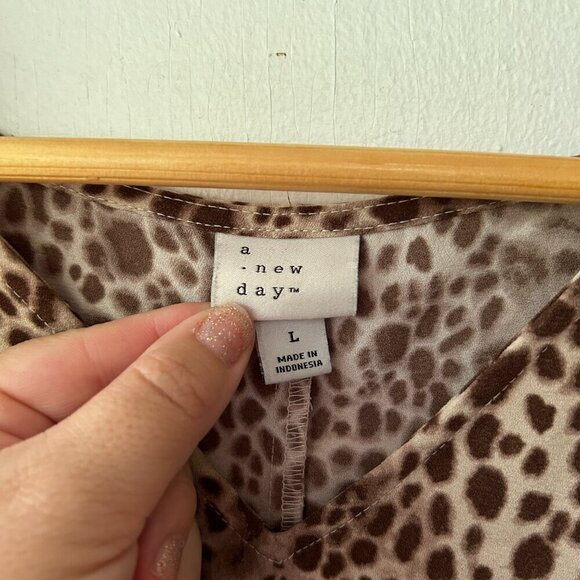 a new day Shift Dress Womens Large Brown Animal Print V-neck - Picture 4 of 6